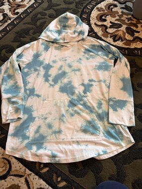 LuLaRoe White and Light Blue Tie-Dye Hoodie